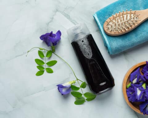 Hiustenhoitotuotteet kaupoista tai luonnosta